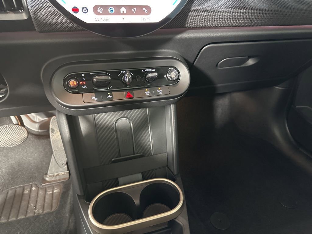 Certified 2025 MINI Cooper S FWD image 15