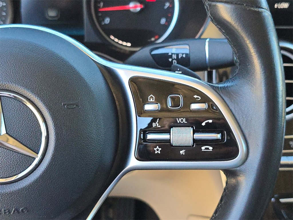 Used 2022 Mercedes-Benz GLC 300 4MATIC image 25