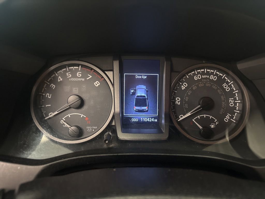 Used 2016 Toyota Tacoma TRD Off-Road w/ Towing Package AWD/4WD image 21