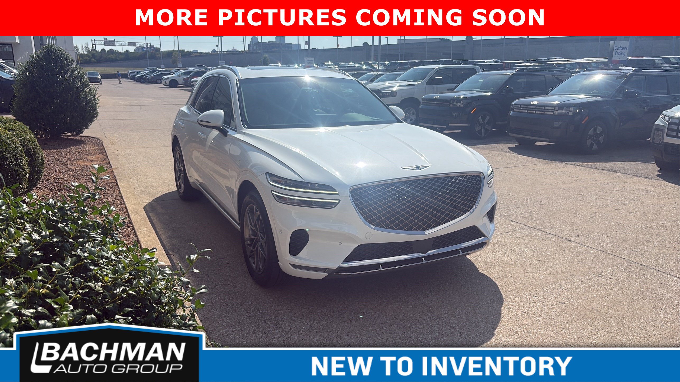 Used 2022 Genesis GV70 2.5T w/ Advanced Package AWD/4WD image 2