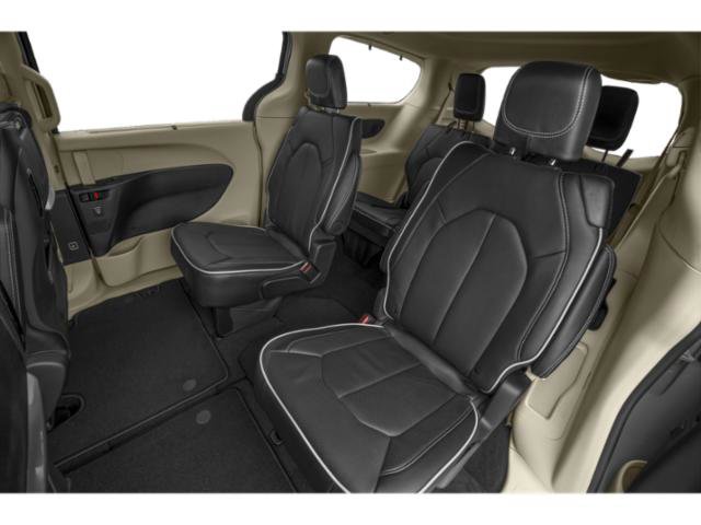 Certified 2024 Chrysler Pacifica Pinnacle image 13