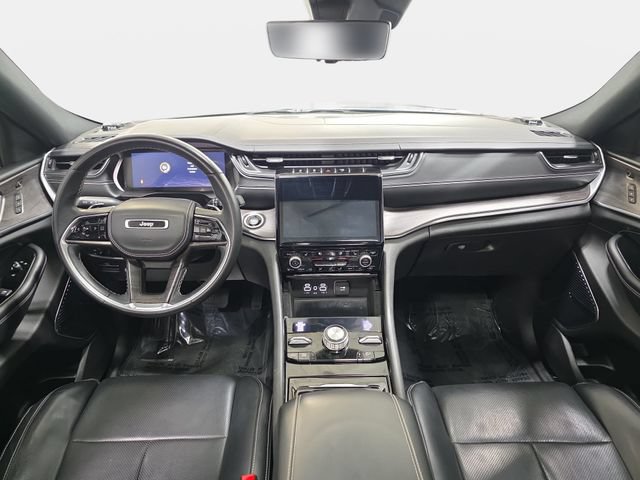 Used 2021 Jeep Grand Cherokee L Overland w/ Luxury Tech Group IV AWD/4WD image 10