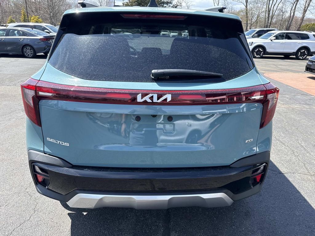 New 2026 Kia Seltos EX AWD/4WD image 3