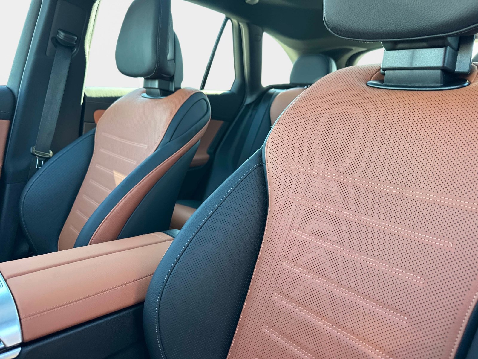 New 2026 Mercedes-Benz GLC 43 AMG AMG  43 4MATIC SUV image 22