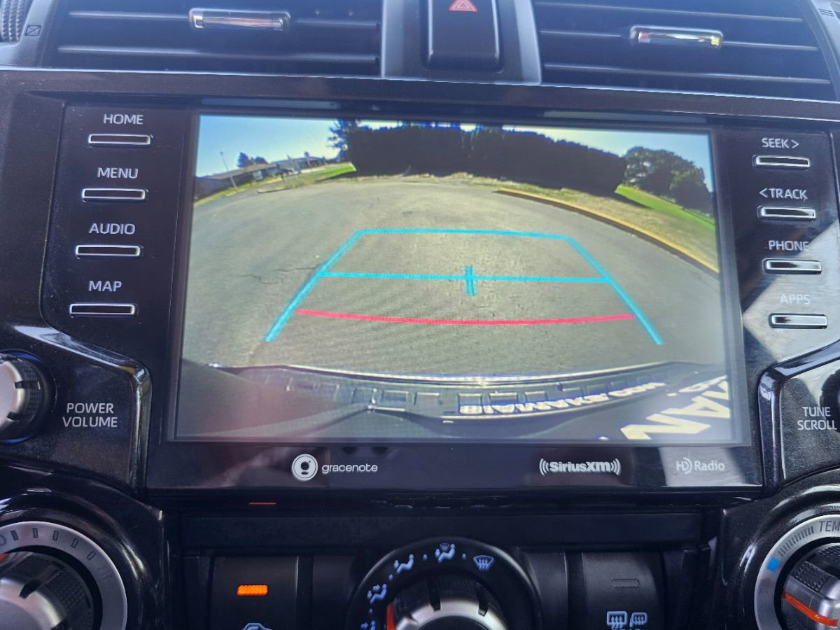 Used 2024 Toyota 4Runner TRD Off-Road Premium image 32