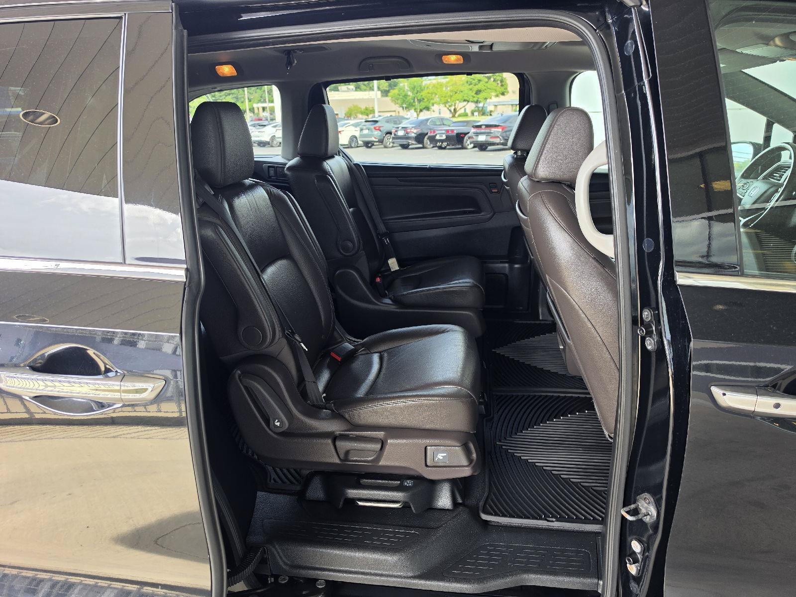 Used 2019 Honda Odyssey Elite image 8