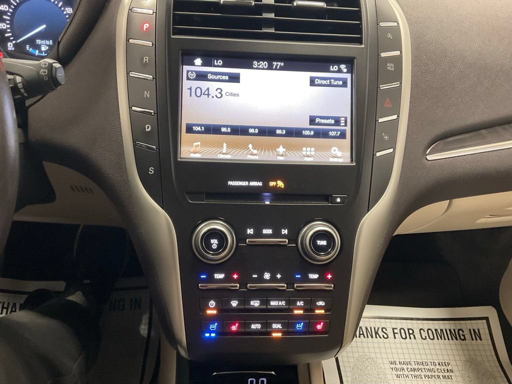 Used 2017 Lincoln MKC Reserve FWD image 18