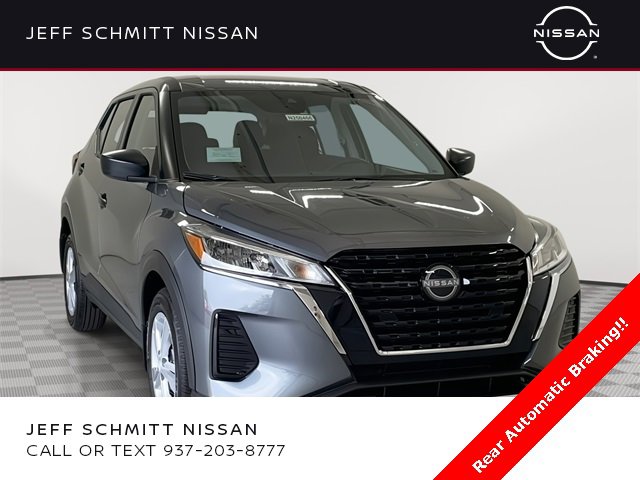 Certified 2025 Nissan Kicks Play S image 1