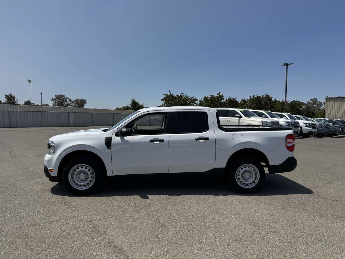 Used 2022 Ford Maverick XL image 7