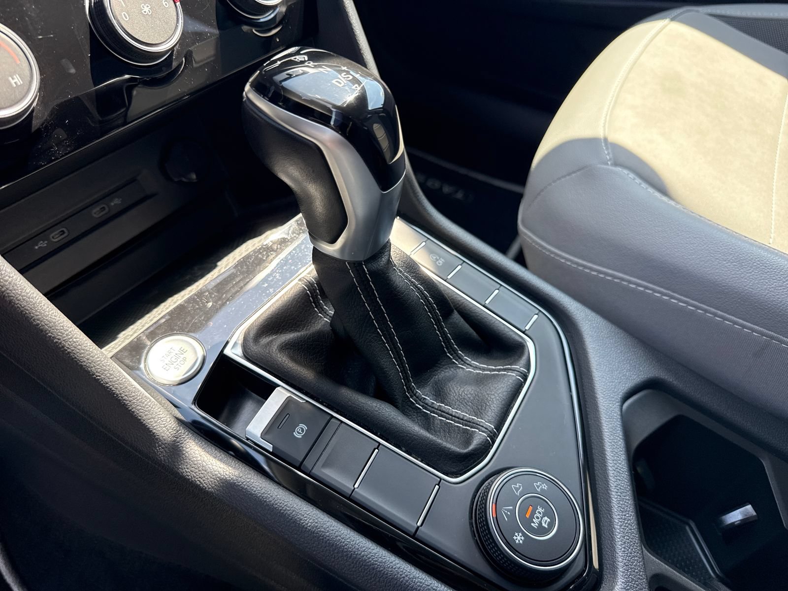 Certified 2023 Volkswagen Taos SE AWD/4WD image 25