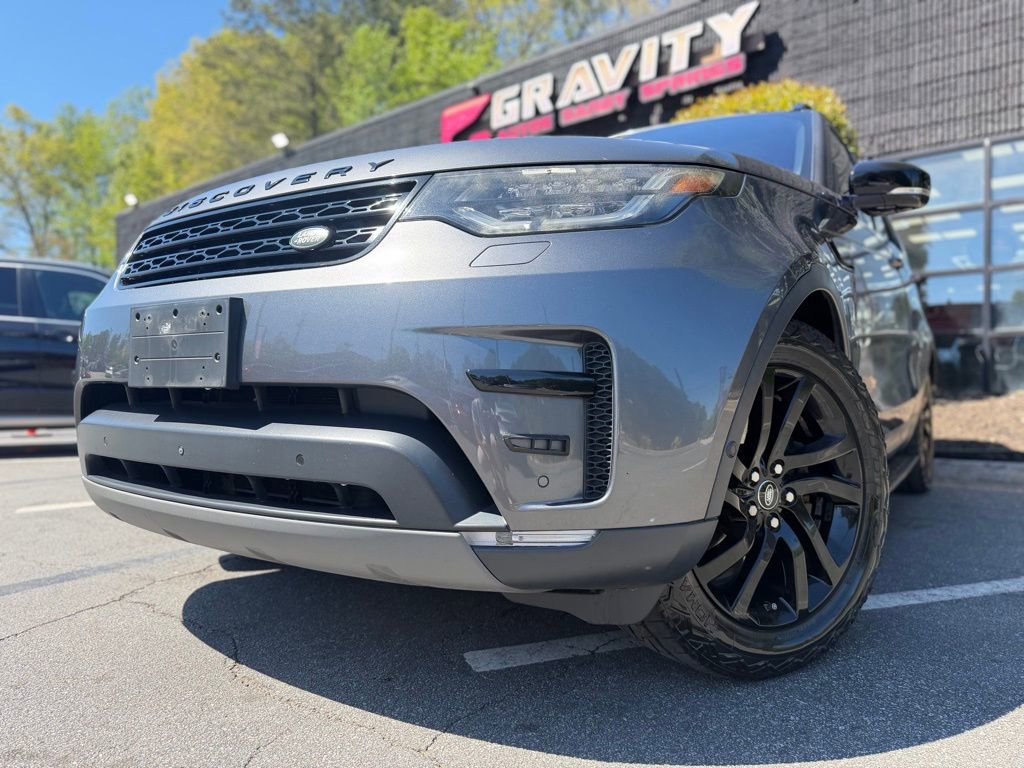 Used 2018 Land Rover Discovery HSE image 2