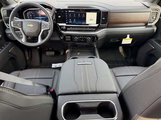 New 2026 Chevrolet Silverado 3500 High Country w/ High Country Premium Package AWD/4WD image 8