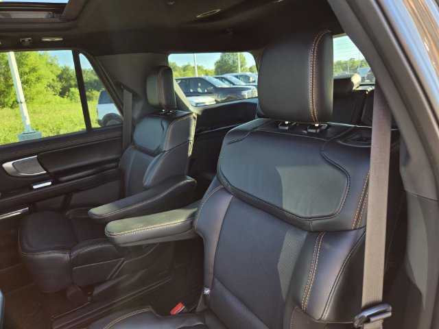 Used 2026 Ford Expedition Tremor AWD/4WD image 29