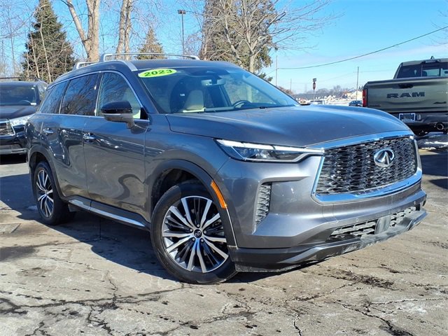 Used 2023 INFINITI QX60 Sensory w/ Cargo Package