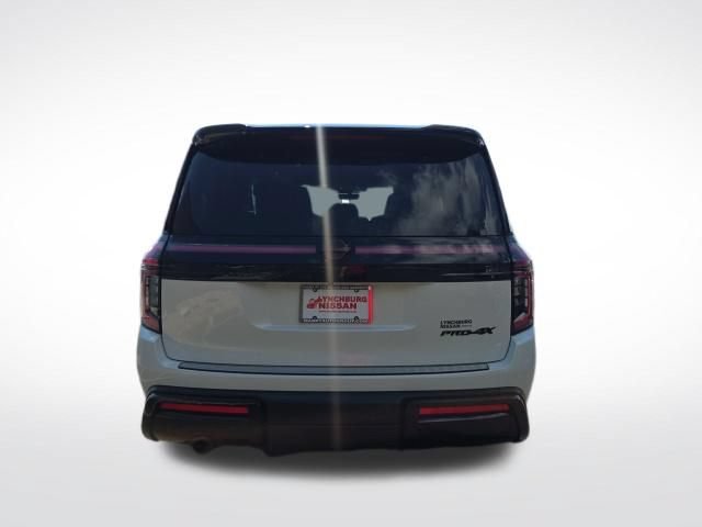 Used 2025 Nissan Armada PRO-4X AWD/4WD image 4