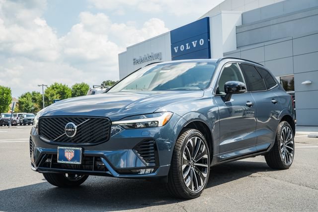 New 2026 Volvo XC60 B5 Ultra w/ Protection Package Premier AWD/4WD image 3