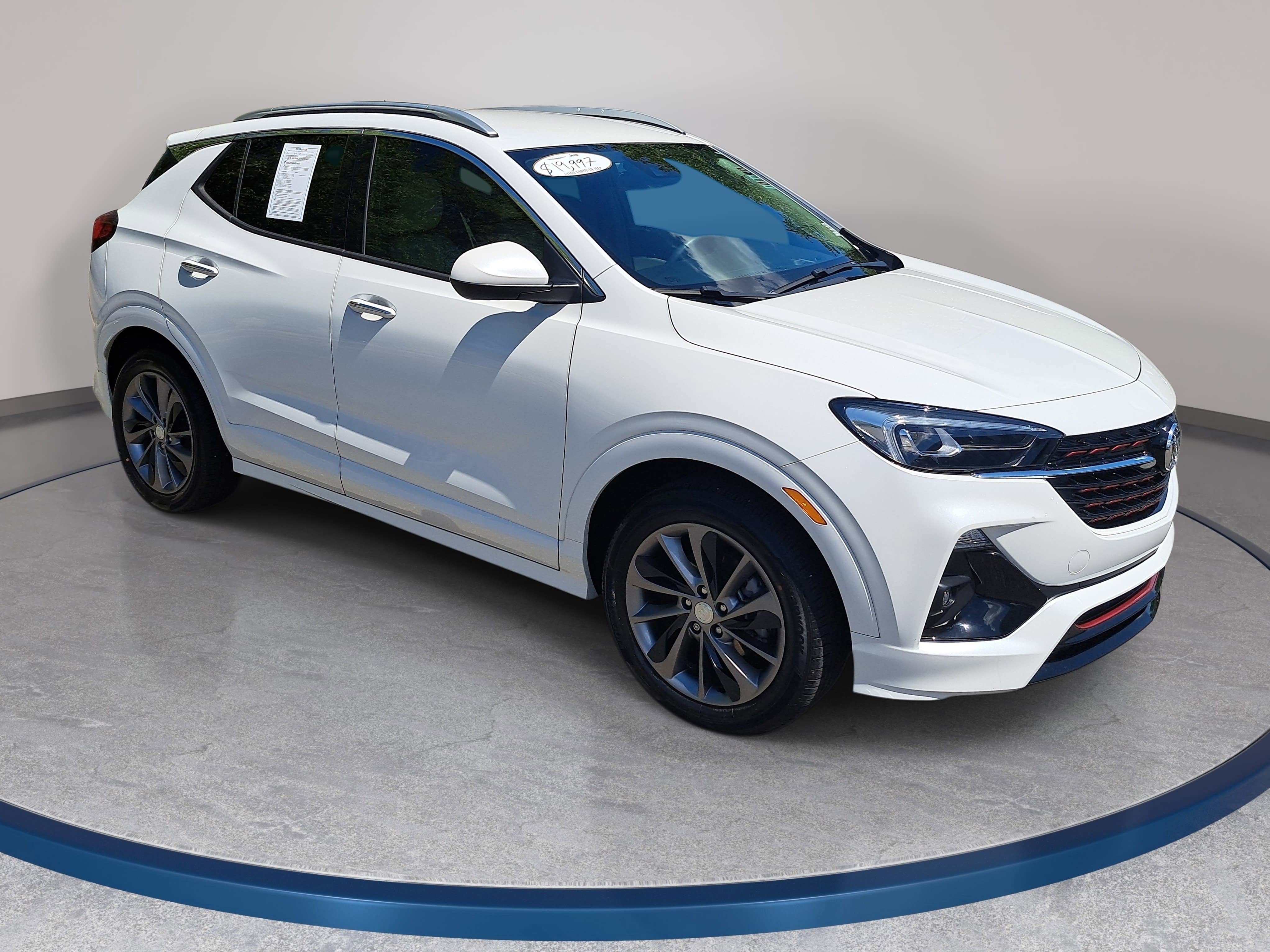 Used 2020 Buick Encore GX Essence w/ Sport Touring Package image 3