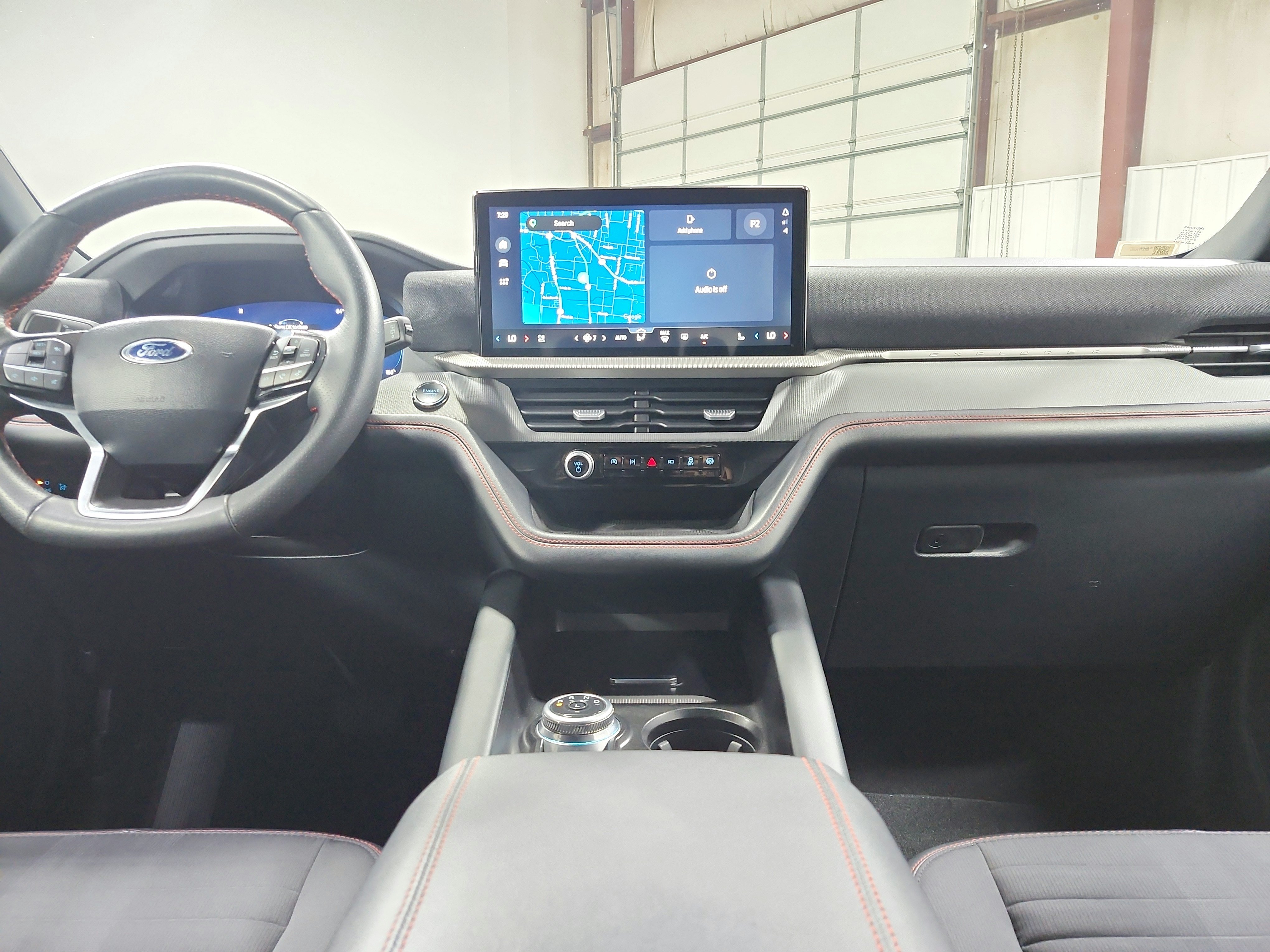 Used 2025 Ford Explorer ST-Line w/ ST-Line Street Pack AWD/4WD image 25