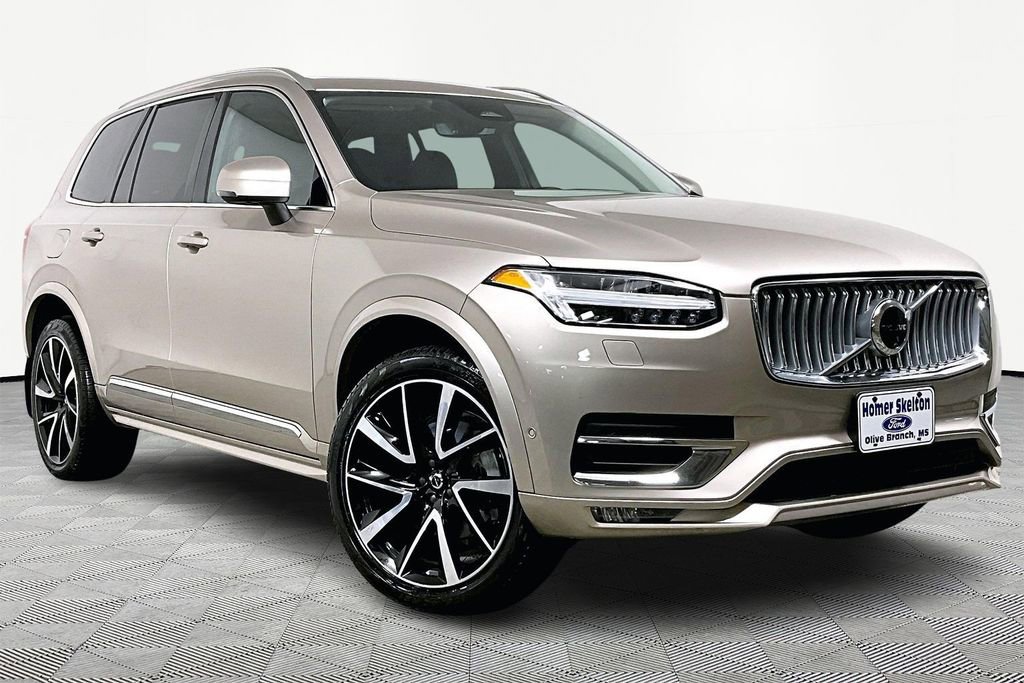 Used 2024 Volvo XC90 B6 Plus w/ Protection Package image 1