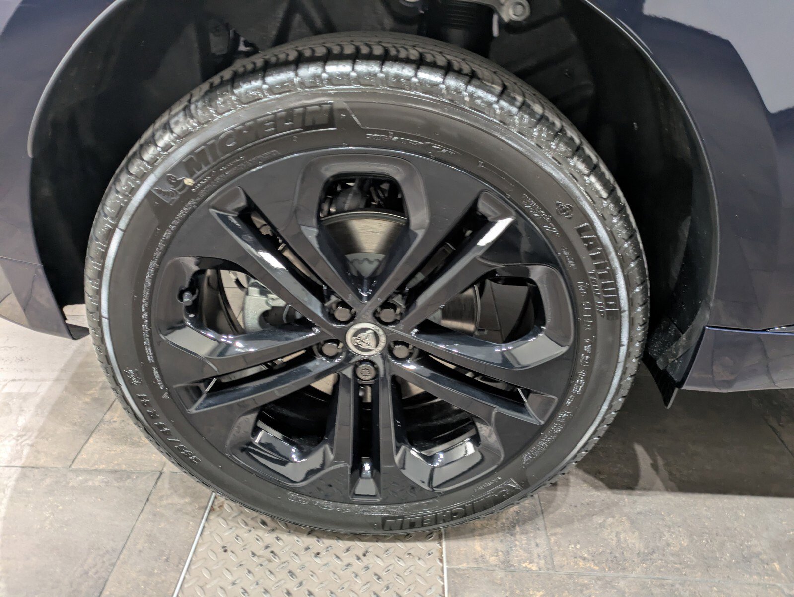 New 2026 Jaguar F-PACE R-Dynamic S image 17