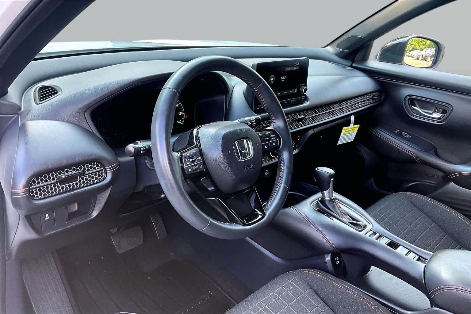 Used 2024 Honda HR-V Sport image 16