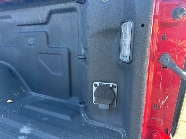 Used 2024 GMC Sierra 2500 AT4 w/ Technology Package image 35