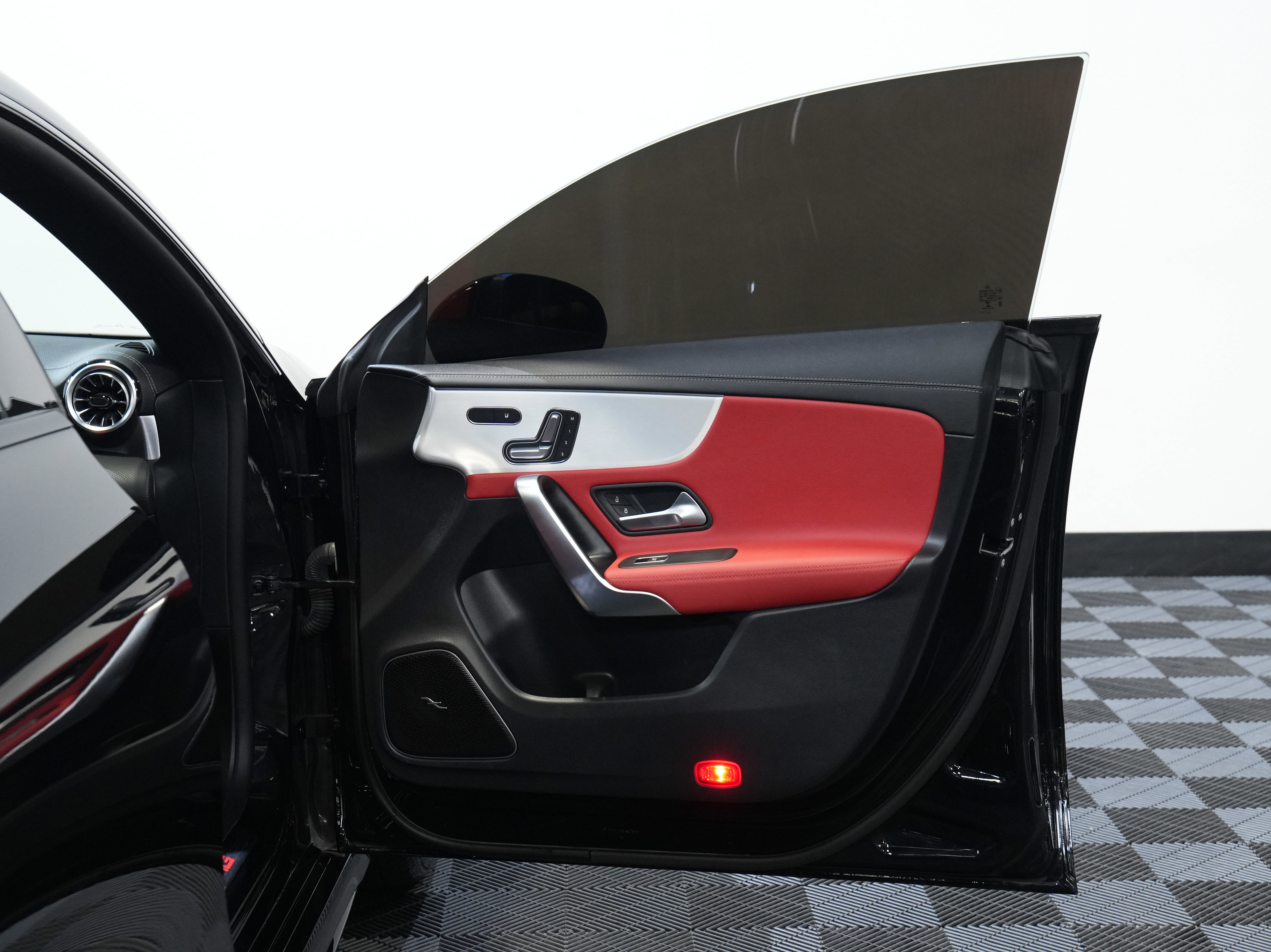 Used 2023 Mercedes-Benz CLA 45 AMG 4MATIC image 25