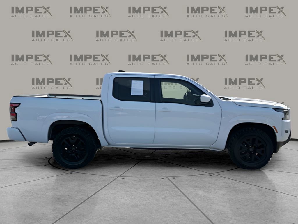 Used 2022 Nissan Frontier SV AWD/4WD image 6