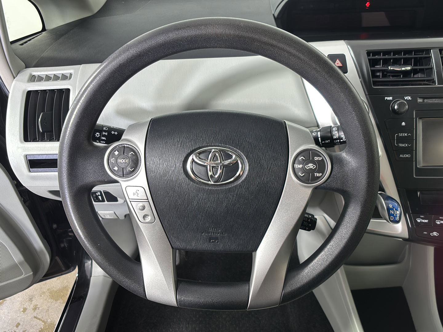Used 2014 Toyota Prius V Three FWD image 29