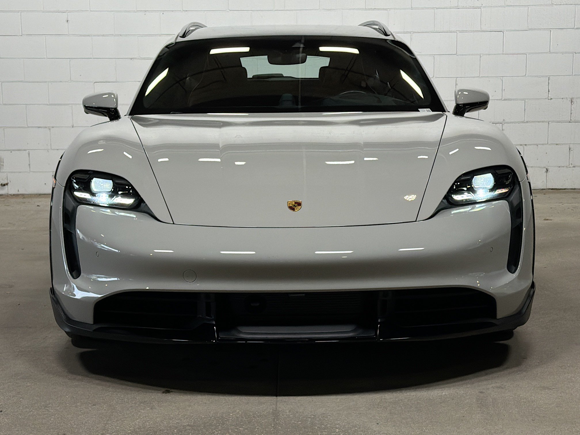 Certified 2022 Porsche Taycan Turbo S AWD/4WD image 9