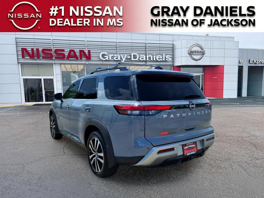 Certified 2025 Nissan Pathfinder Platinum FWD image 6