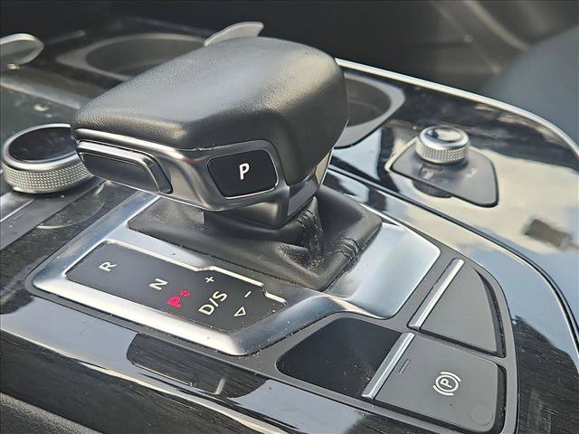 Used 2018 Audi Q7 3.0T Premium Plus w/ Premium Plus Package AWD/4WD image 12