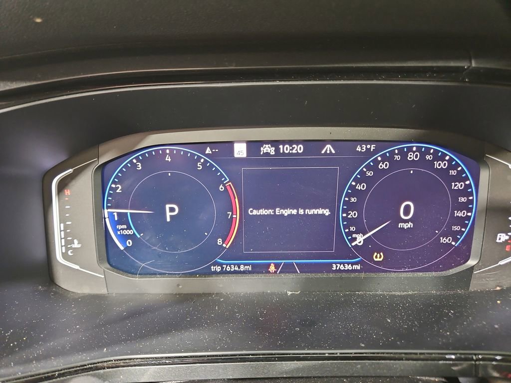 Certified 2022 Volkswagen Taos SEL image 17