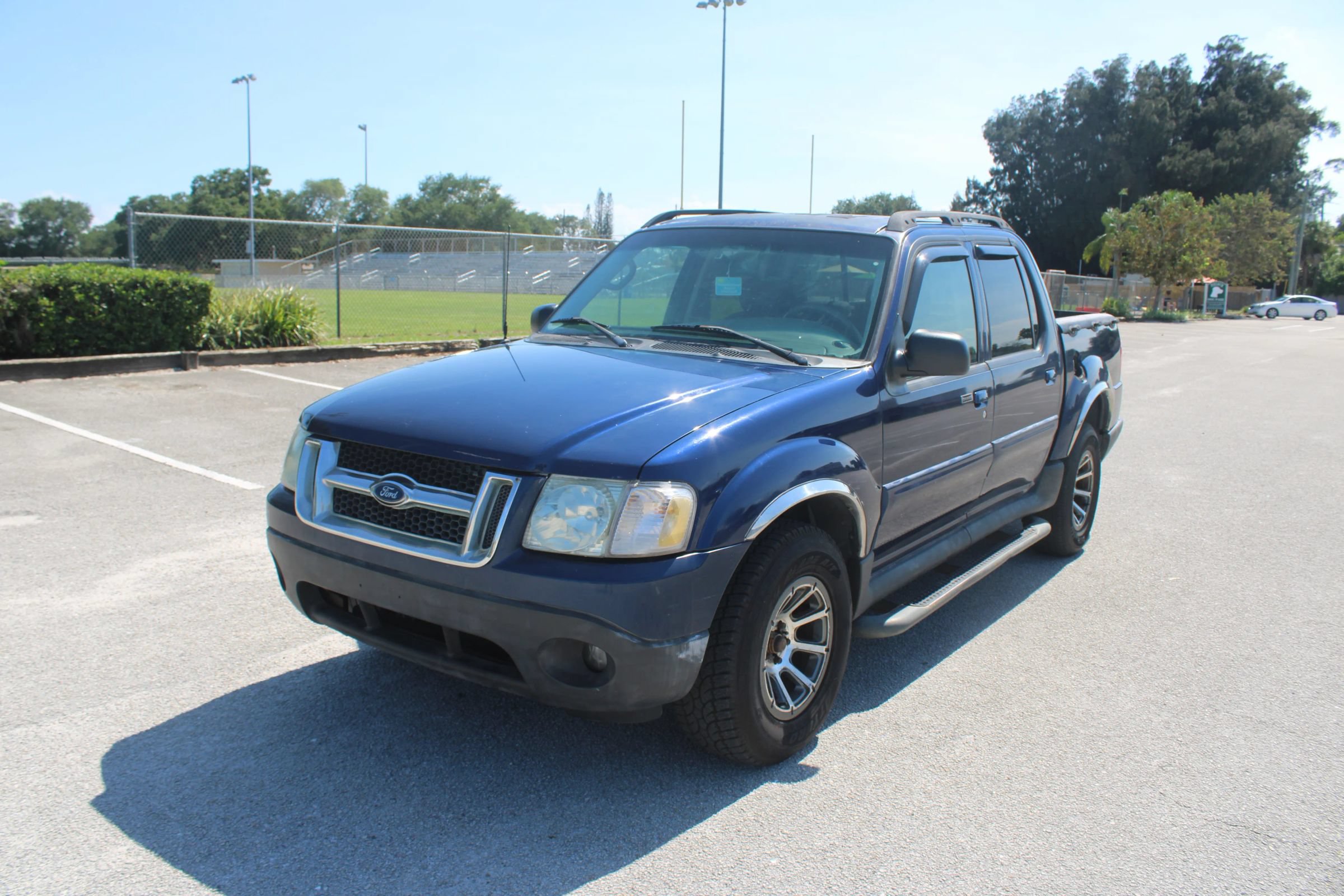 Used 2005 Ford Explorer Sport Trac XLT RWD image 32