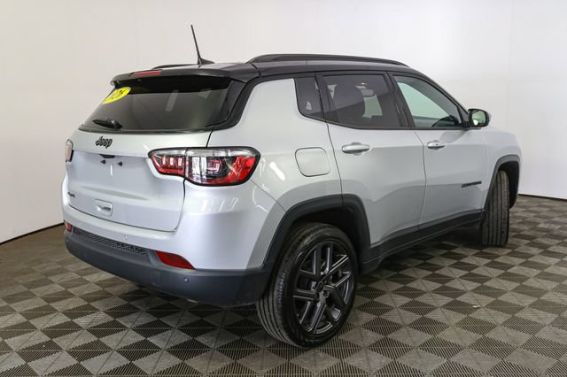 Used 2026 Jeep Compass Limited AWD/4WD image 13