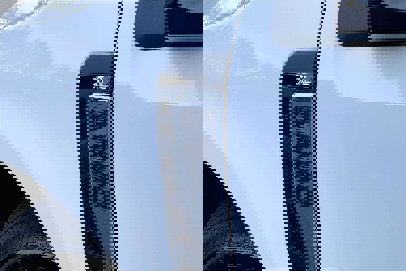 Certified 2023 Ford F250 XL image 9