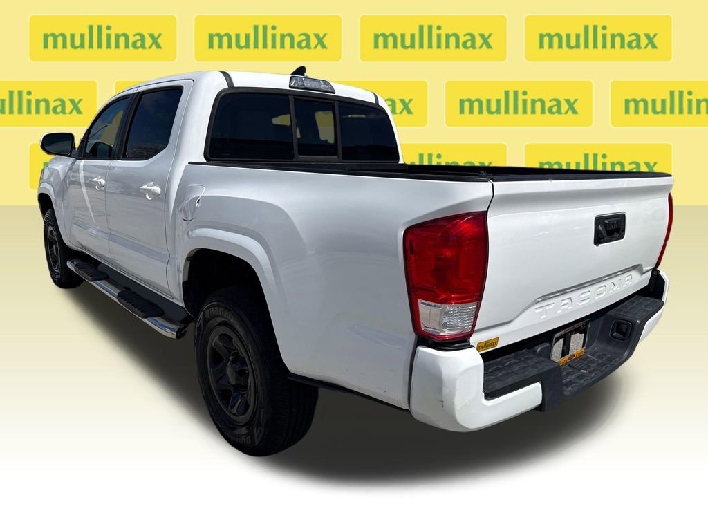 Used 2017 Toyota Tacoma SR RWD image 8
