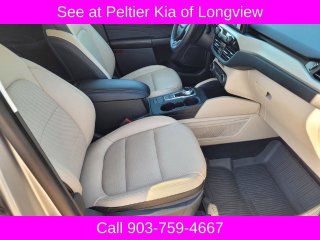 Used 2022 Ford Escape SEL FWD image 11