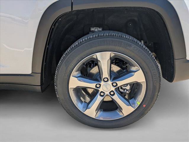New 2026 Jeep Grand Cherokee Limited image 18