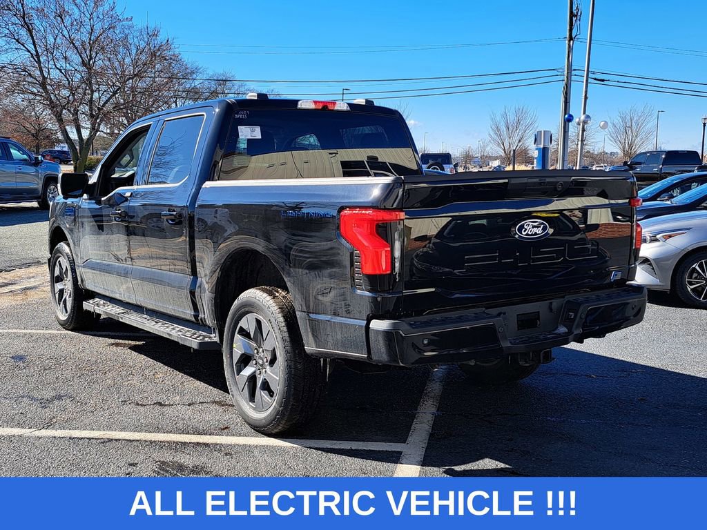 New 2025 Ford F150 Lightning Flash AWD/4WD image 4