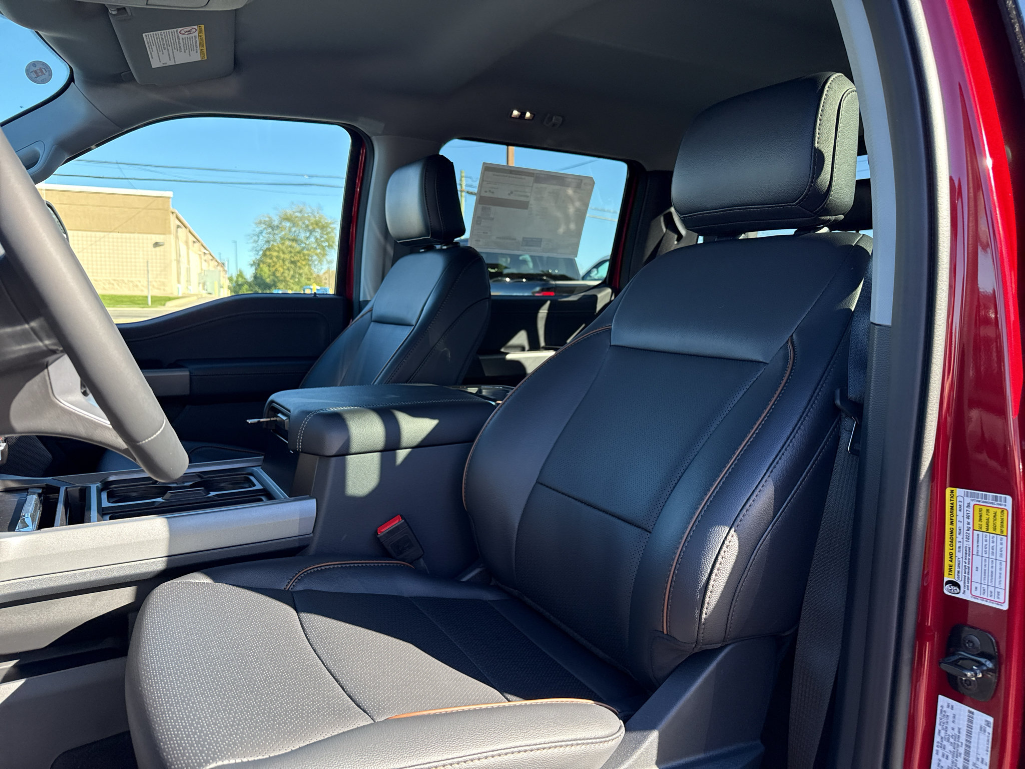 New 2027 Ford F350 Lariat w/ Black Appearance Package AWD/4WD image 40