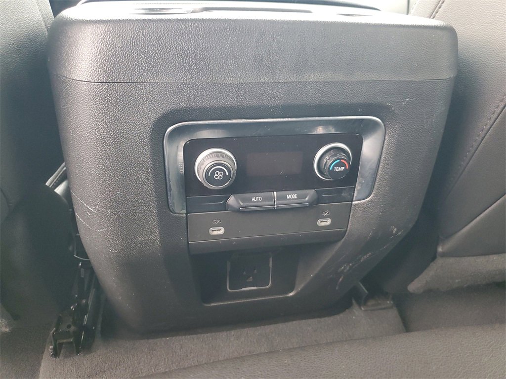 Used 2023 Chevrolet Tahoe LT image 12