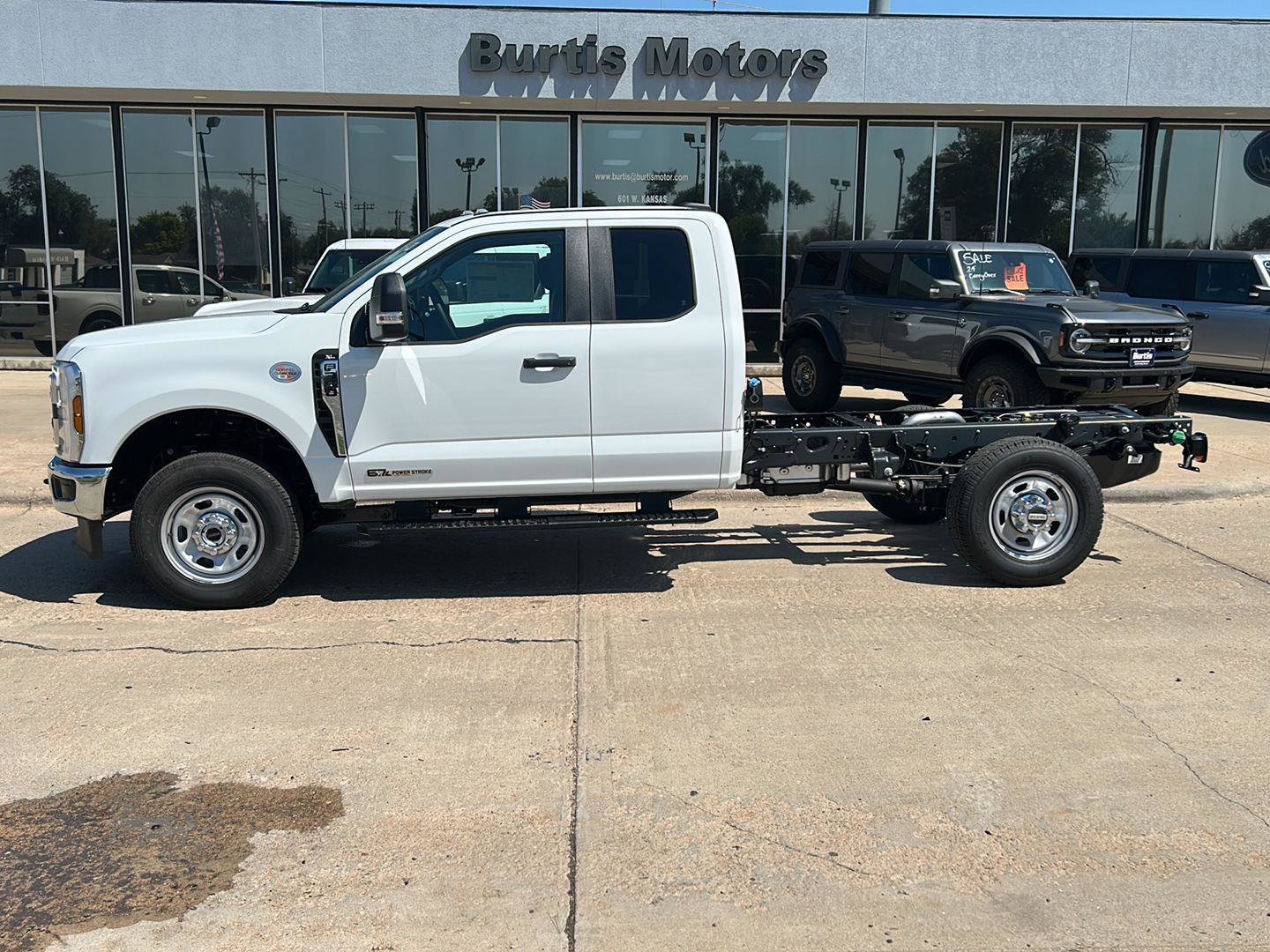 New 2025 Ford F350 XL video 1