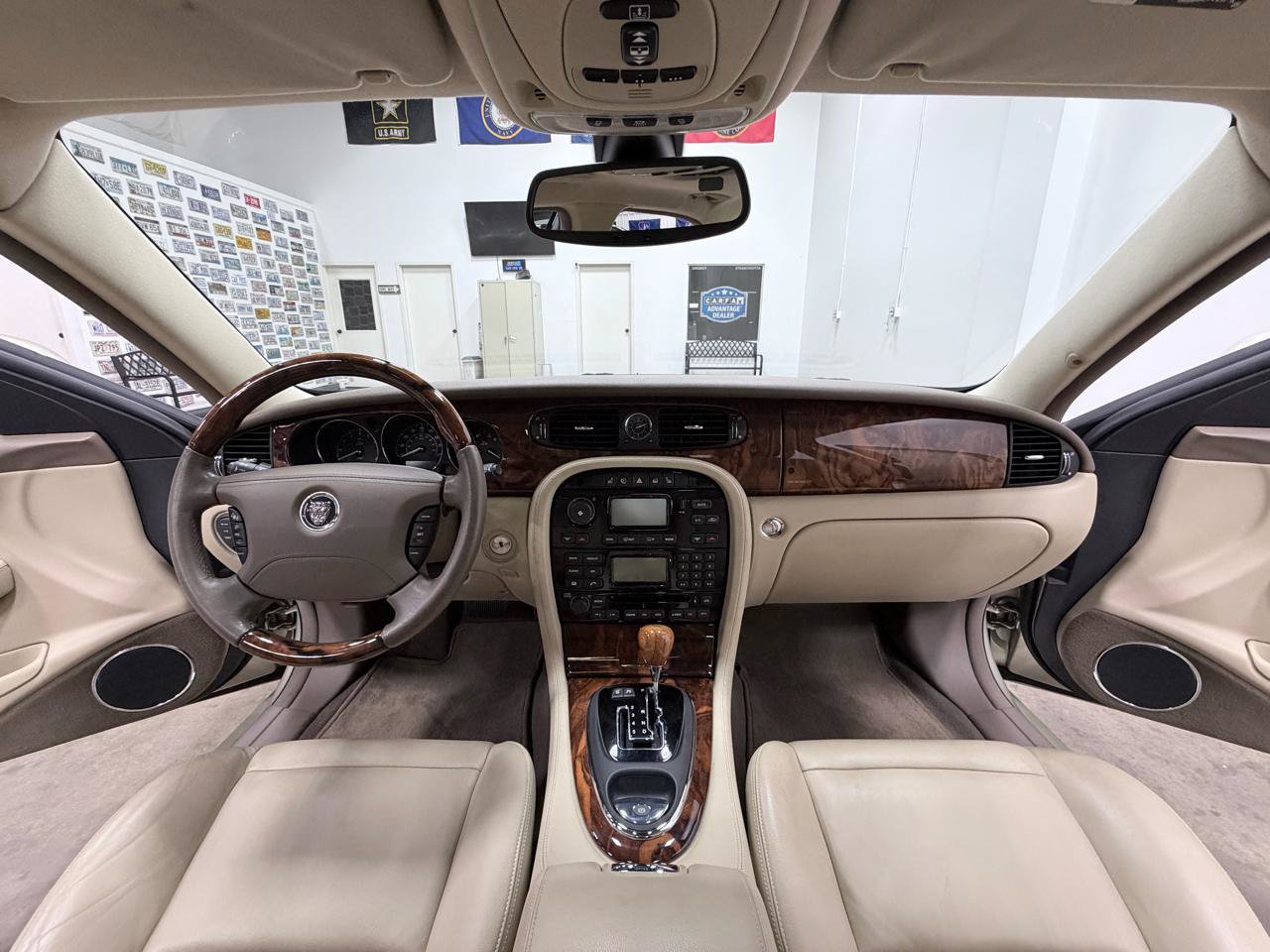 Used 2006 Jaguar XJ8 RWD image 28