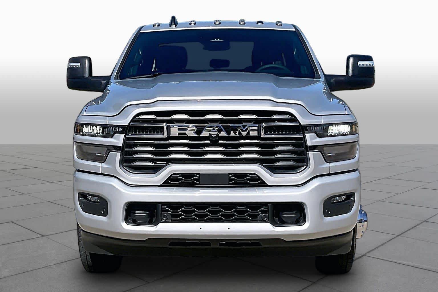 New 2027 RAM 3500 Big Horn AWD/4WD image 3