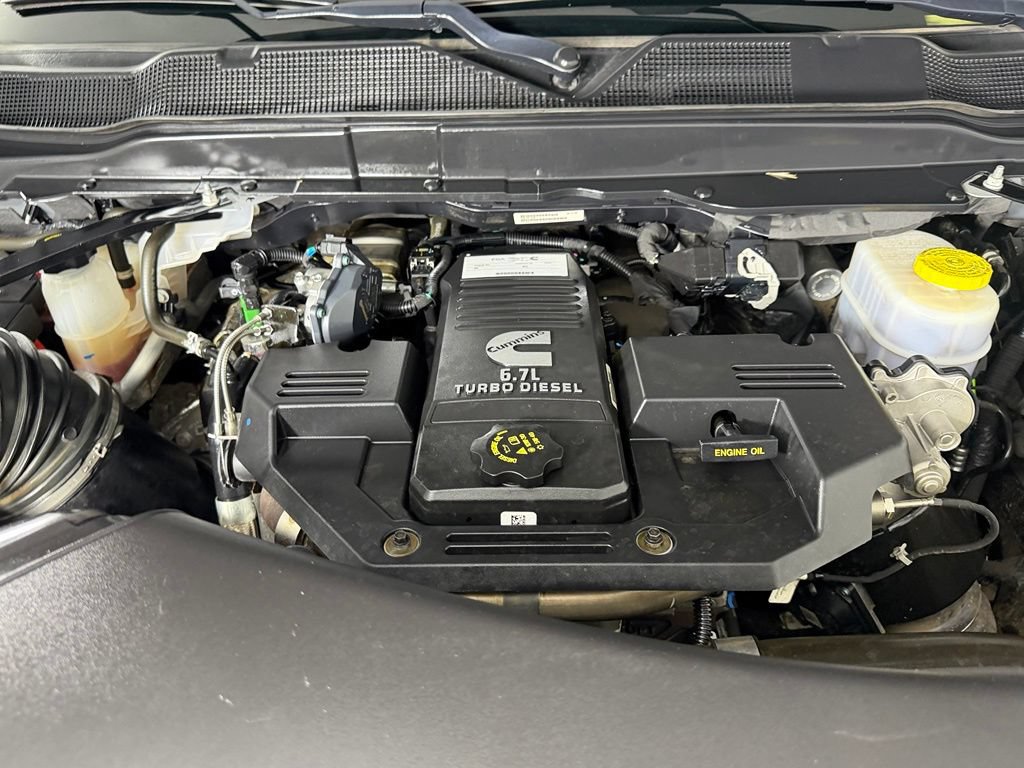 Used 2022 RAM 2500 Limited w/ Body Color Bumper Group AWD/4WD image 35