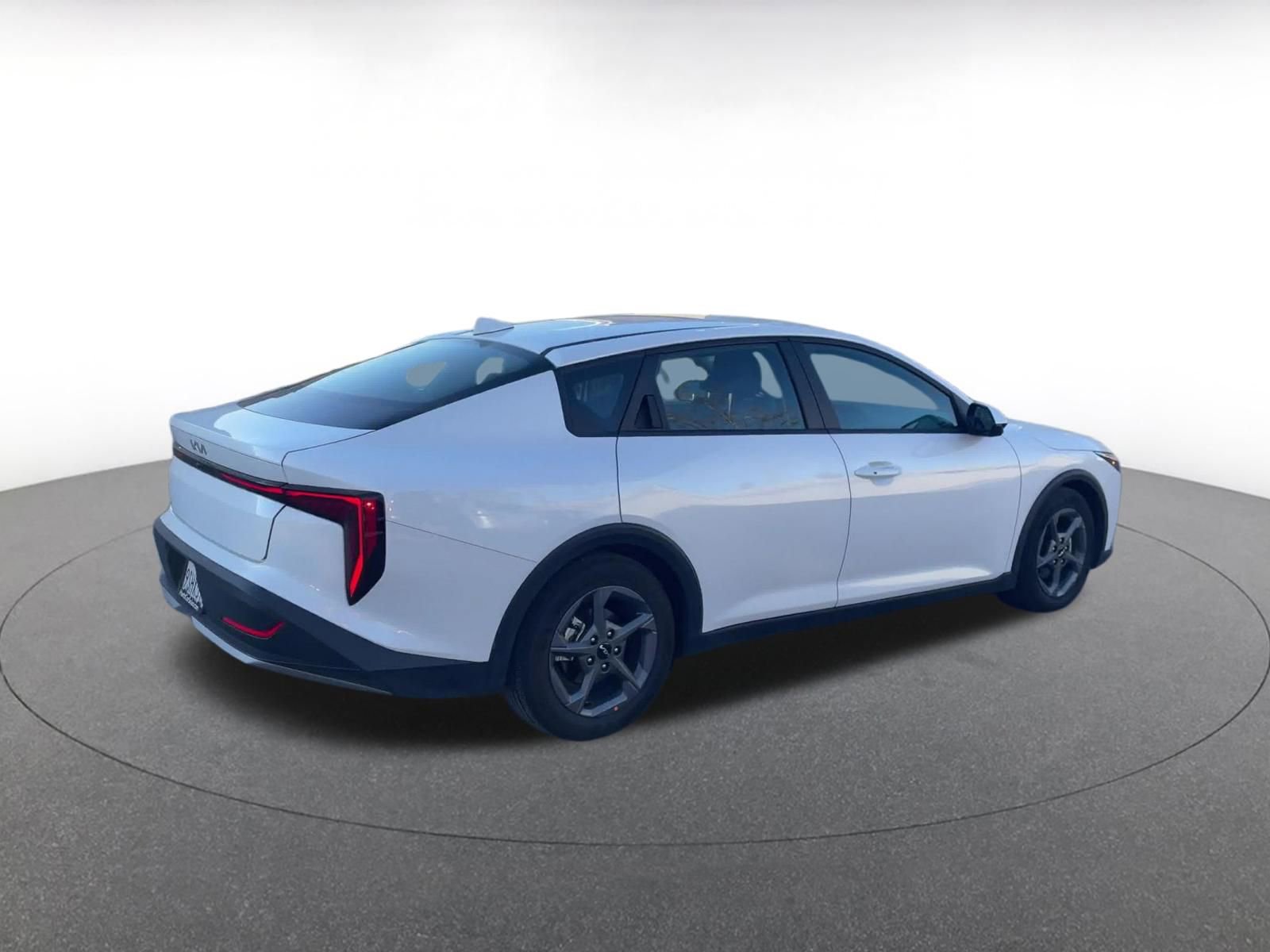 Used 2025 Kia K4 LXS image 16