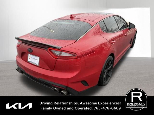 Used 2018 Kia Stinger GT2 image 4