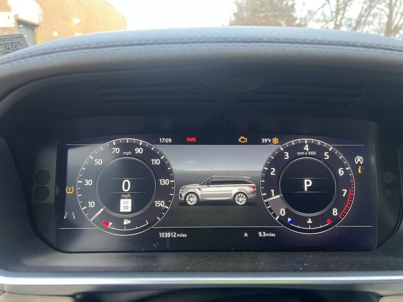 Used 2018 Land Rover Range Rover Sport HSE image 18