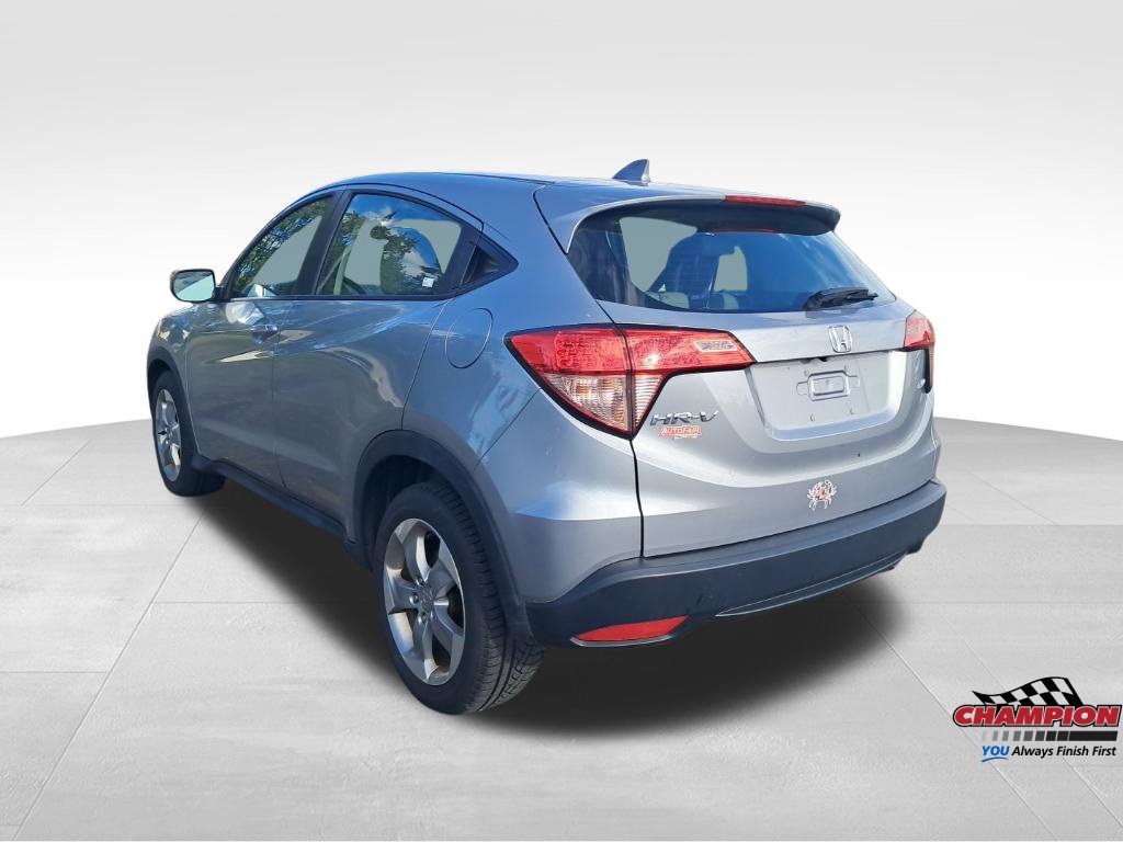 Used 2017 Honda HR-V LX image 3